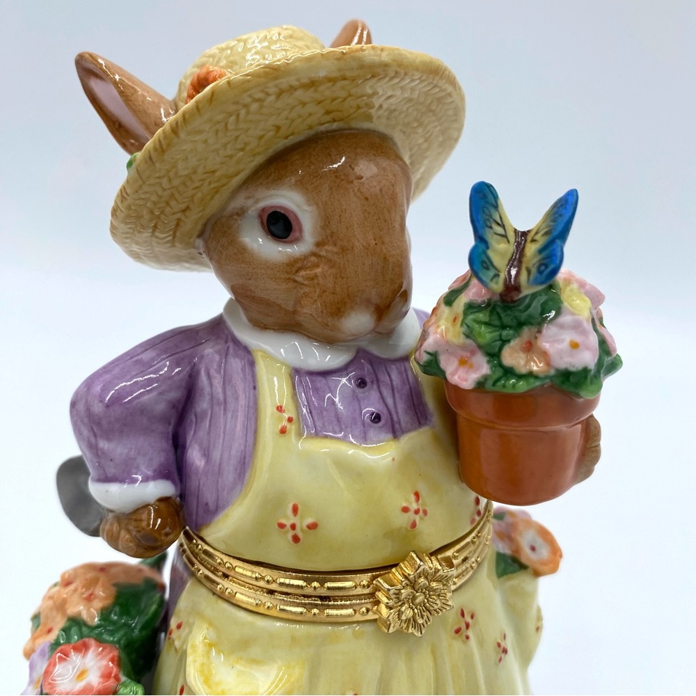 Vintage CWC Mother & Child Rabbit Flower Garden Trinket Box Spring Easter Decor - Picture 7 of 11
